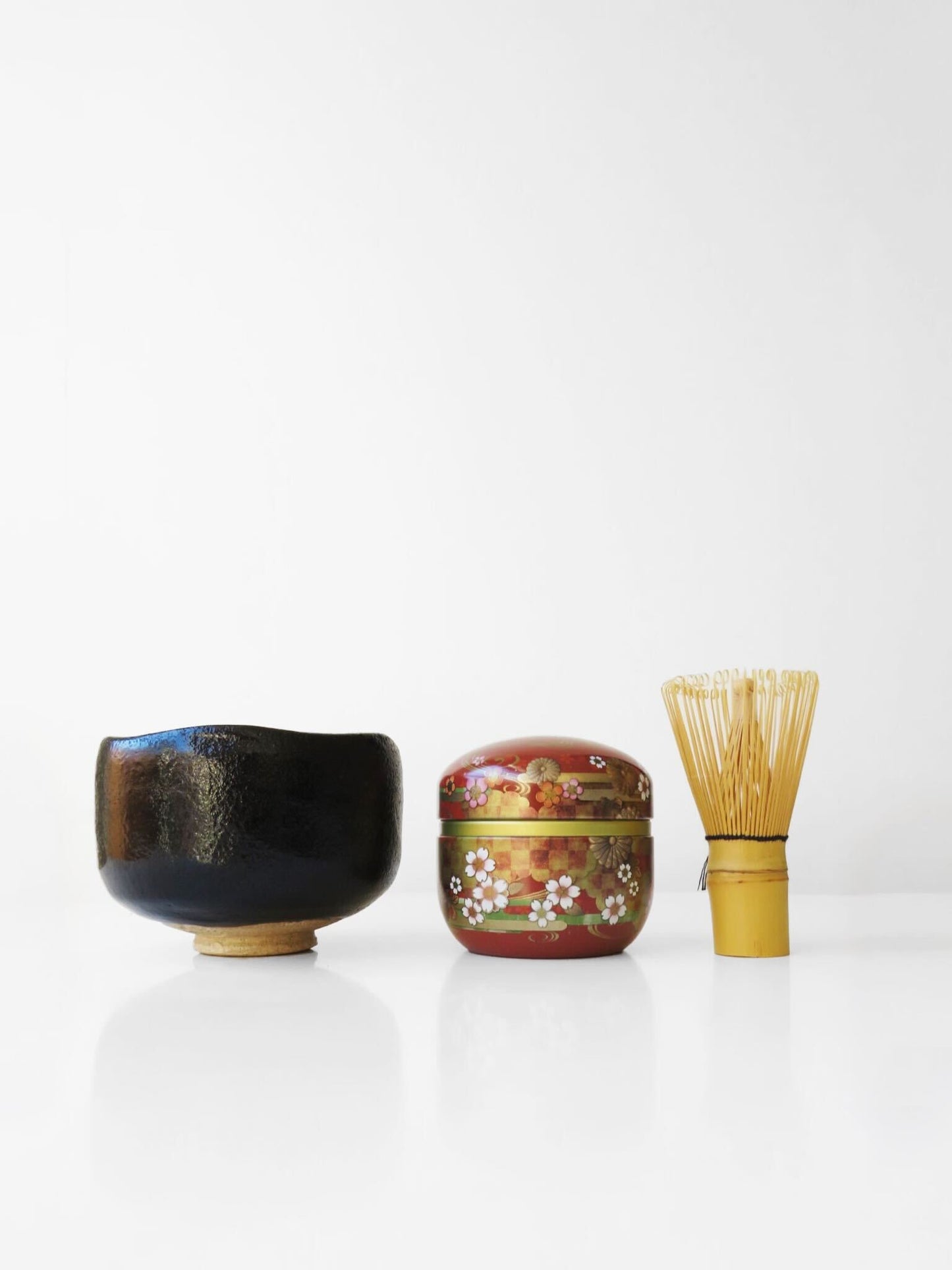 Tea Caddy - Red Chrysanthemum